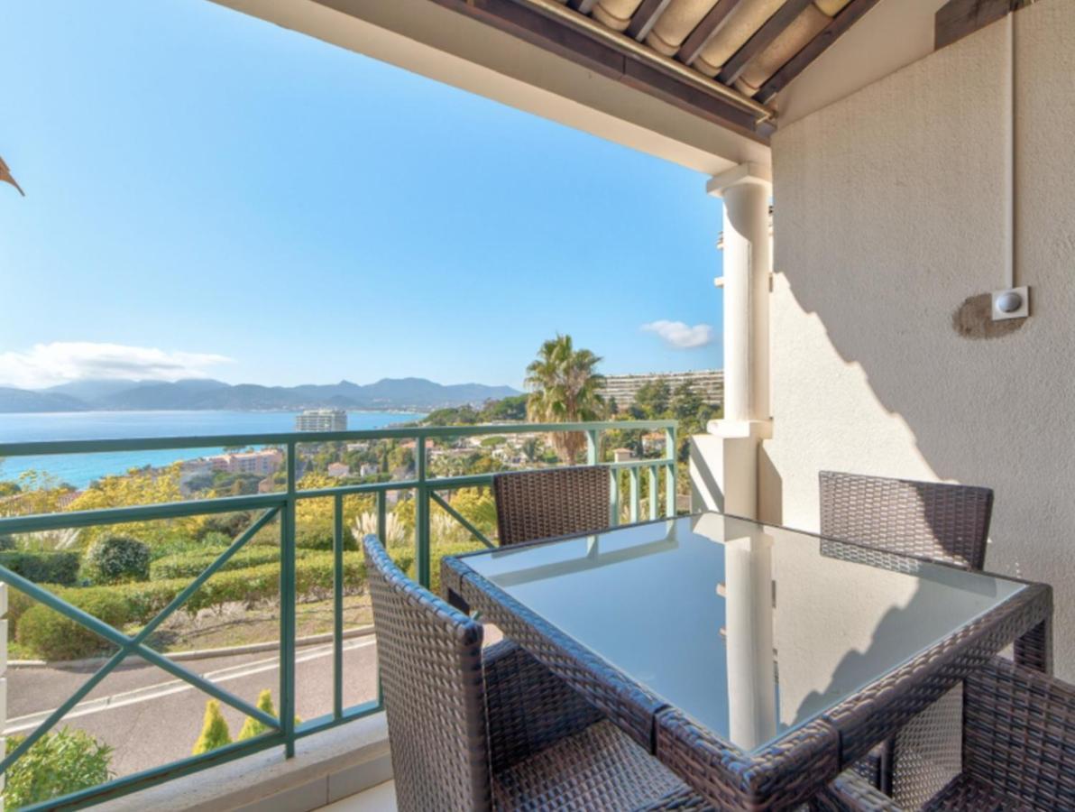 Appt Vue Mer Exceptionnelle Sur Baie De Κάννες Εξωτερικό φωτογραφία